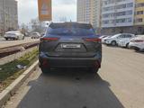Toyota Highlander 2021 года за 16 000 000 тг. в Алматы – фото 4