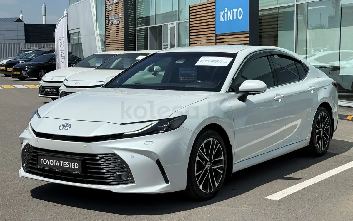 Toyota Camry Luxe