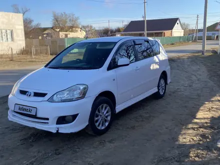 Toyota Ipsum 2006 года за 4 000 000 тг. в Атырау – фото 4