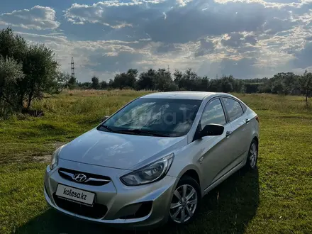 Hyundai Accent 2012 года за 4 400 000 тг. в Рудный – фото 2