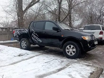 Mitsubishi L200 2007 года за 4 800 000 тг. в Алматы