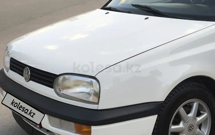 Volkswagen Golf 1995 года за 2 500 000 тг. в Алматы