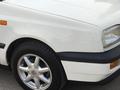Volkswagen Golf 1995 года за 2 500 000 тг. в Алматы – фото 4