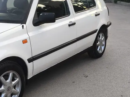 Volkswagen Golf 1995 года за 2 500 000 тг. в Алматы – фото 5