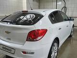 Chevrolet Cruze 2013 года за 3 950 000 тг. в Астана – фото 2