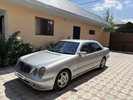 Mercedes-Benz E 320 2001 года за 4 000 000 тг. в Тараз