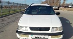 Volkswagen Passat 1993 года за 1 400 000 тг. в Тараз – фото 2