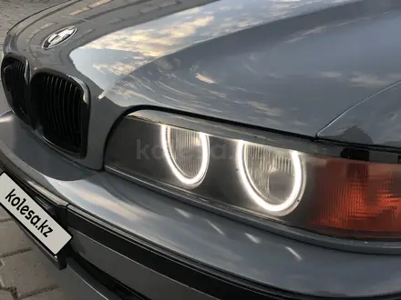 BMW 520 1996 года за 2 450 000 тг. в Караганда