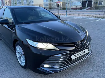 Toyota Camry 2019 года за 15 700 000 тг. в Актау – фото 10