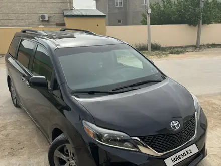 Toyota Sienna 2015 года за 15 000 000 тг. в Актау – фото 11