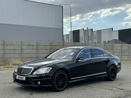 Mercedes-Benz S 550 2006 года за 6 200 000 тг. в Тараз – фото 10