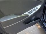 Hyundai Solaris 2015 годаүшін3 950 000 тг. в Астана – фото 5