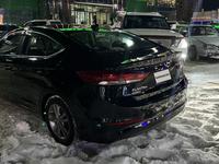 Hyundai Elantra 2016 года за 5 000 000 тг. в Уральск