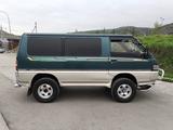 Mitsubishi Delica 1994 годаүшін2 500 000 тг. в Алматы – фото 5