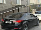 Hyundai Elantra 2015 года за 6 000 000 тг. в Шымкент – фото 3