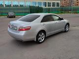 Toyota Camry 2007 года за 5 600 000 тг. в Петропавловск – фото 2