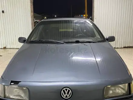 Volkswagen Passat 1992 года за 500 000 тг. в Жанаозен