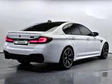 BMW M5 2023 года за 58 500 000 тг. в Алматы – фото 4
