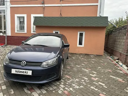 Volkswagen Polo 2015 года за 5 095 000 тг. в Алматы – фото 2