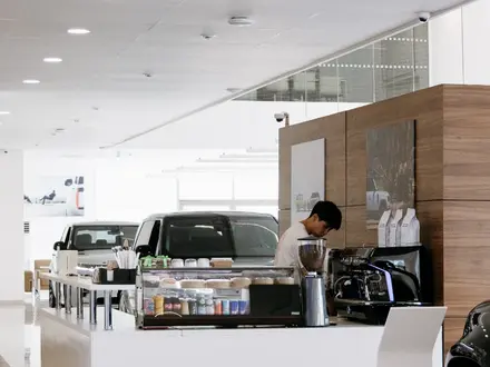 Jaguar Land Rover Astana Motors. Автомобили с пробегом в Астана – фото 14