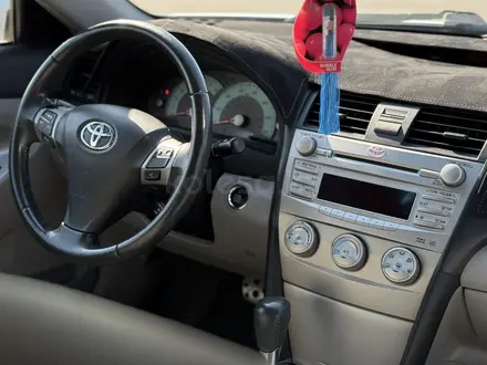 Toyota Camry 2010 года за 4 900 000 тг. в Актобе – фото 13