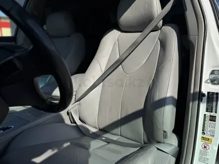 Toyota Camry 2010 года за 4 900 000 тг. в Актобе – фото 17