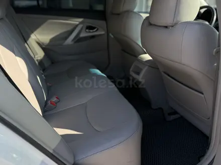 Toyota Camry 2010 года за 4 900 000 тг. в Актобе – фото 19