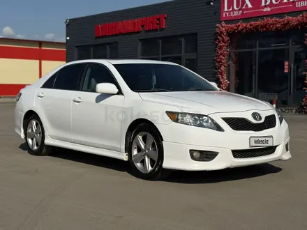 Toyota Camry 2010 года за 4 900 000 тг. в Актобе – фото 3