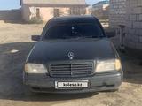 Mercedes-Benz C 220 1997 года за 2 000 000 тг. в Актау – фото 2