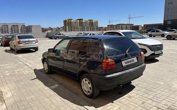 Volkswagen Golf 1995 года за 650 000 тг. в Актобе