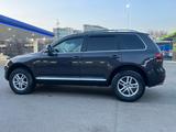 Volkswagen Touareg 2008 года за 7 000 000 тг. в Алматы – фото 5