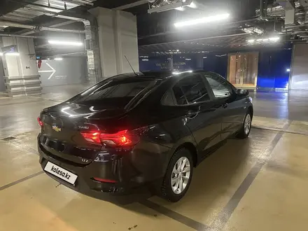 Chevrolet Onix 2023 года за 5 300 000 тг. в Астана – фото 5