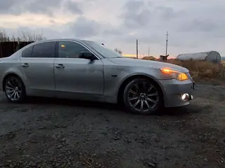 BMW 5 Series, 2005