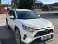 Toyota RAV4 2021 годаүшін20 500 000 тг. в Семей – фото 2
