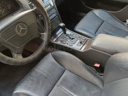 Mercedes-Benz E 280 1998 года за 4 000 000 тг. в Алматы – фото 7