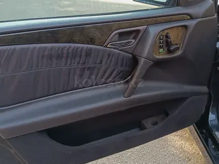Mercedes-Benz E 280 1998 года за 4 000 000 тг. в Алматы – фото 8