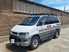 Mitsubishi Delica, 1999