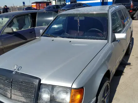 Mercedes-Benz E 320 1995 года за 2 500 000 тг. в Караганда – фото 4