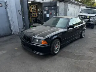 BMW 325
