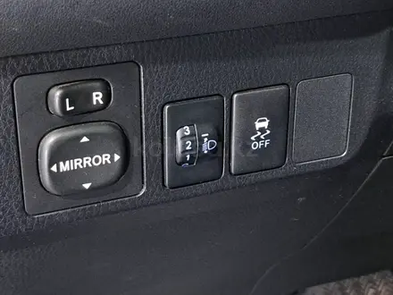 Toyota RAV4 2012 года за 7 990 000 тг. в Астана – фото 18