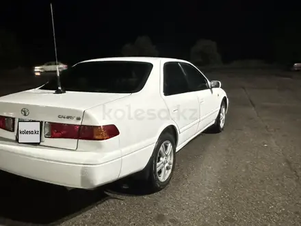 Toyota Camry 2001 года за 3 300 000 тг. в Алматы – фото 6