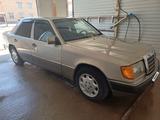 Mercedes-Benz E 230 1991 года за 2 100 000 тг. в Кызылорда – фото 3