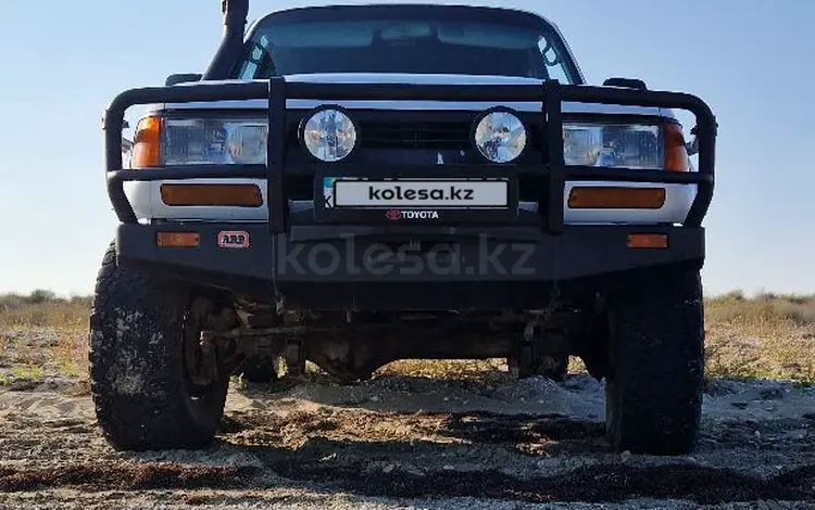 Toyota Land Cruiser 1991 года за 5 000 000 тг. в Жанаозен