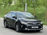 Toyota Camry 2017 года за 12 500 000 тг. в Шымкент – фото 3