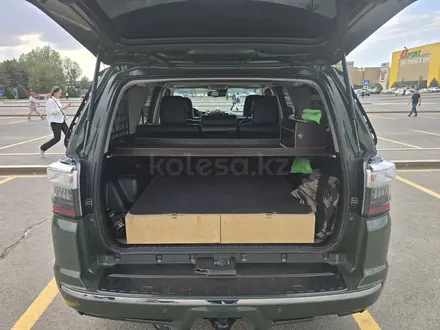 Toyota 4Runner 2021 года за 22 200 000 тг. в Алматы – фото 15