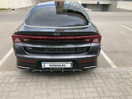 Kia K5 2021 года за 11 600 000 тг. в Астана – фото 4