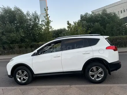 Toyota RAV4 2015 года за 10 000 000 тг. в Астана – фото 11