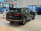 Volkswagen Touareg Exclusive Atmosphere 2022 годаүшін27 090 000 тг. в Караганда – фото 3