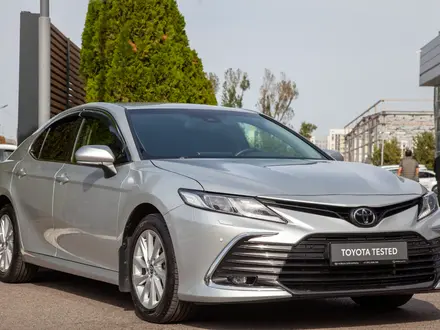 Toyota Camry Prestige 2023 года за 14 390 000 тг. в Алматы – фото 9