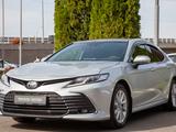 Toyota Camry Prestige 2023 года за 14 390 000 тг. в Алматы – фото 2